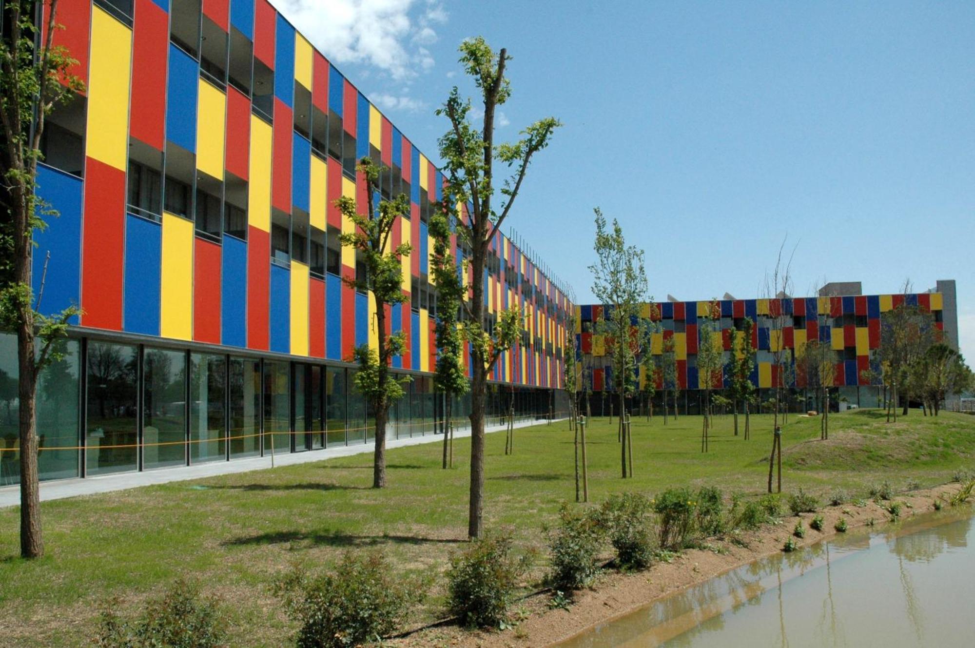 Centre Esplai Albergue El Prat de Llobregat Exterior photo