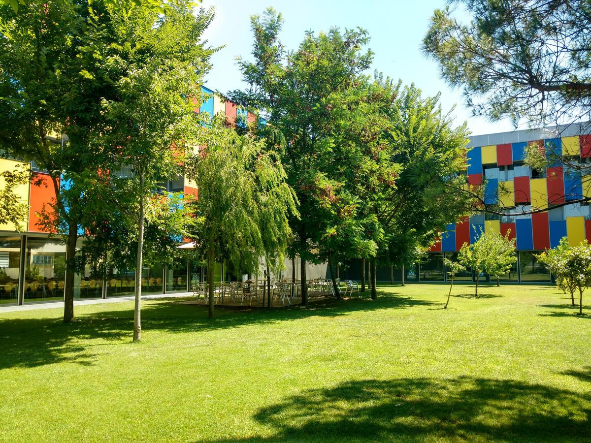 Centre Esplai Albergue El Prat de Llobregat Exterior photo