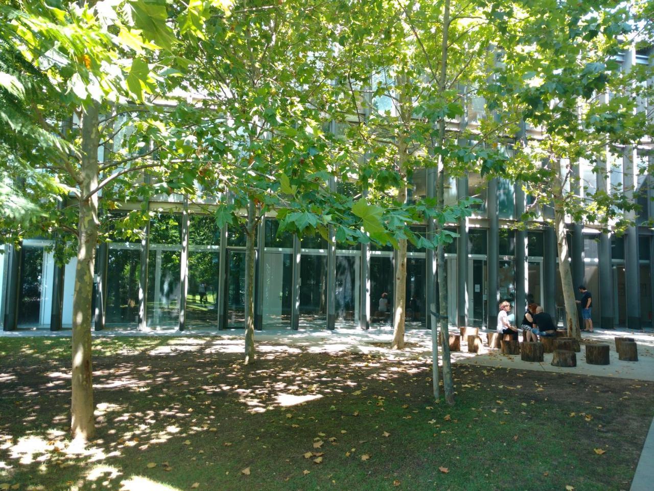 Centre Esplai Albergue El Prat de Llobregat Exterior photo